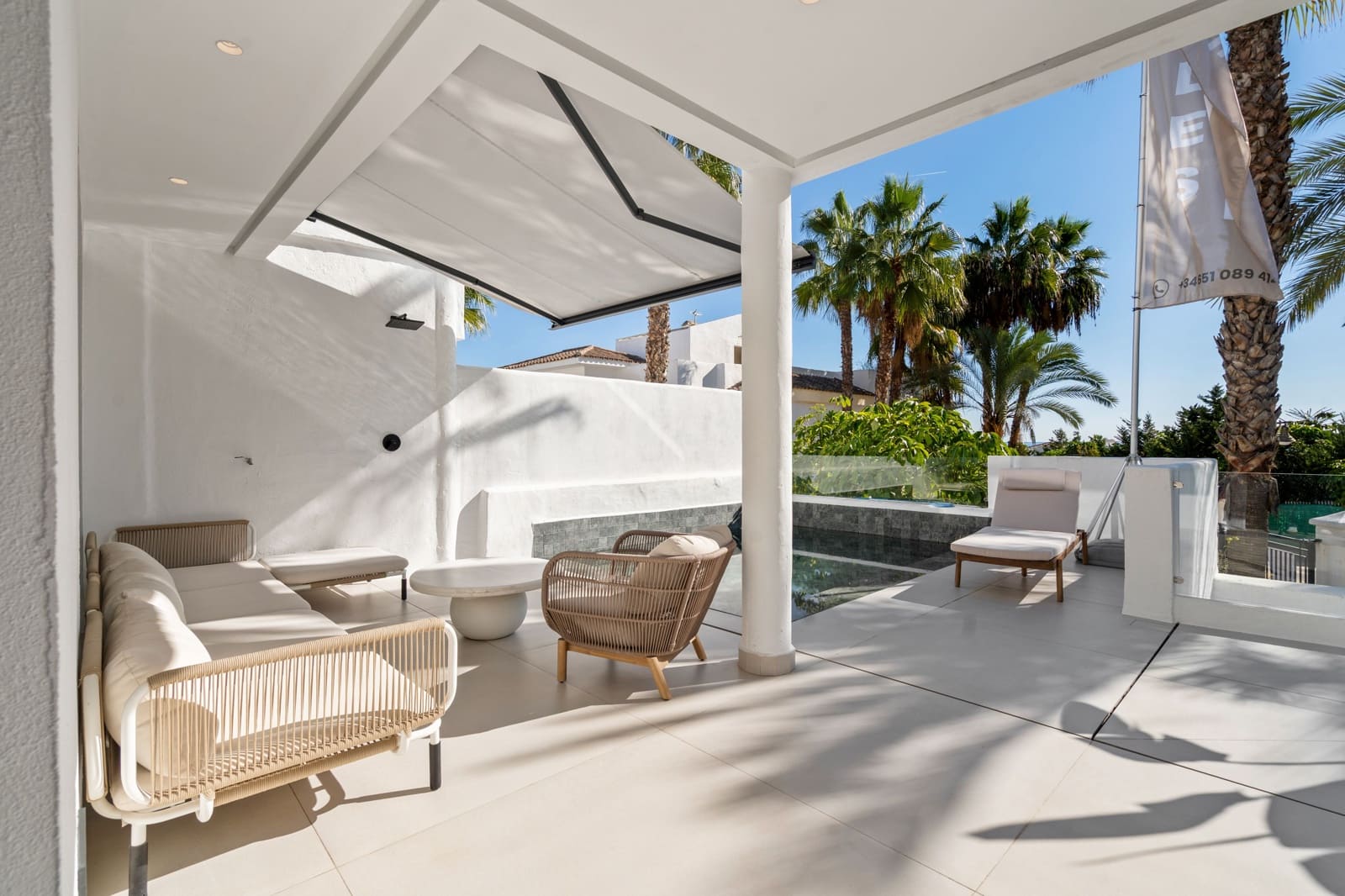 4 Zimmer Apartment zu verkaufen in El Paraiso mit Pool Garage - 890.000 € (Ref: 10011986)