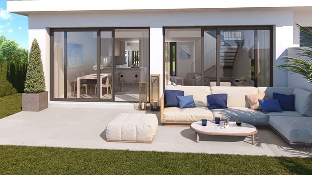 4 bedroom Villa for sale in Sotogrande Alto, San Roque with pool garage - € 755,000 (Ref: 10012013)
