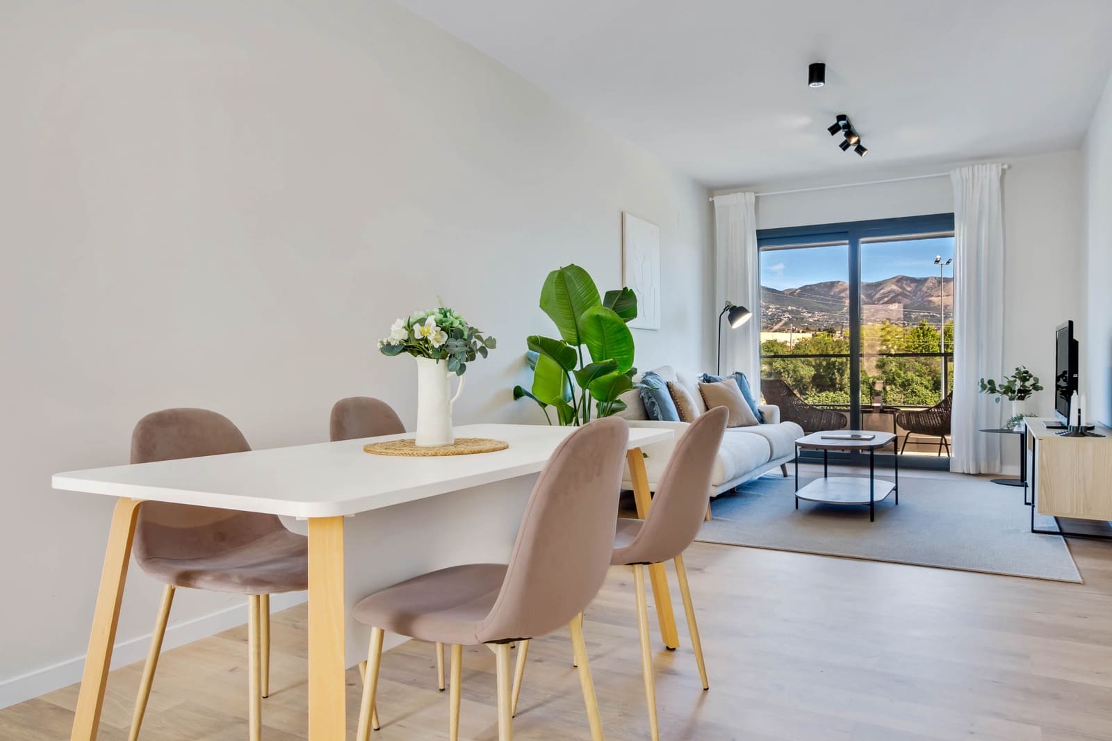 2 Zimmer Apartment zu verkaufen in Las Lagunas de Mijas mit Pool Garage - 355.000 € (Ref: 10012039)