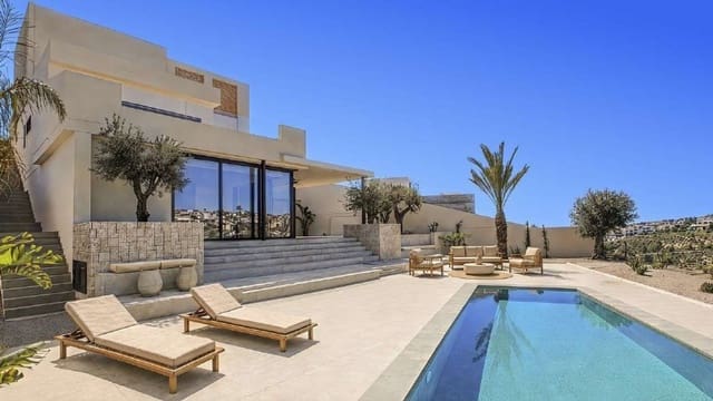 4 bedroom Villa for sale in La Marina, Elche / Elx - € 1,485,750 (Ref: 10017109)