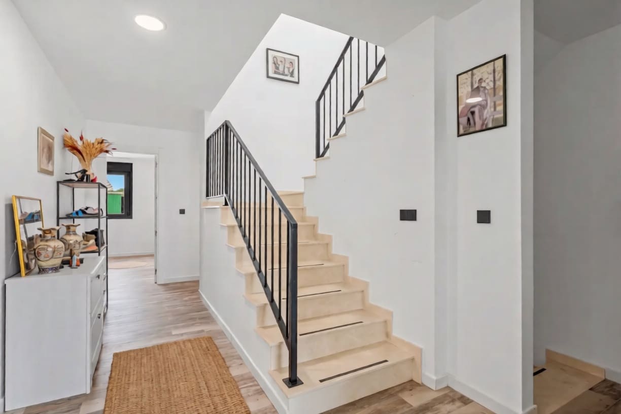 7 sypialnia Willa na sprzedaż w Puerto Lumbreras z basenem garażem - 599 000 € (Ref: 10023335)