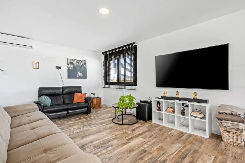 7 sypialnia Willa na sprzedaż w Puerto Lumbreras z basenem garażem - 599 000 € (Ref: 10023335)