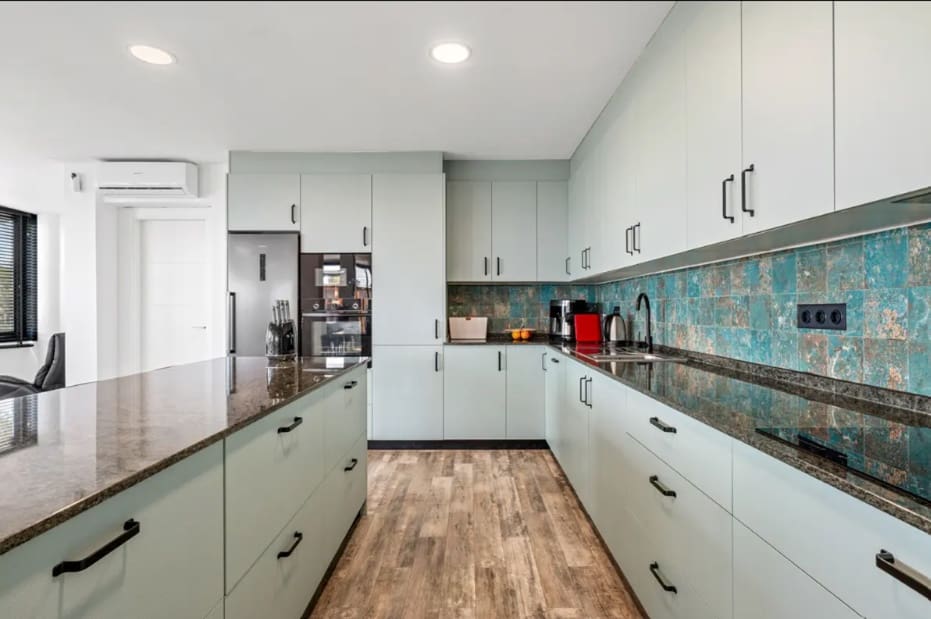 7 sypialnia Willa na sprzedaż w Puerto Lumbreras z basenem garażem - 599 000 € (Ref: 10023335)
