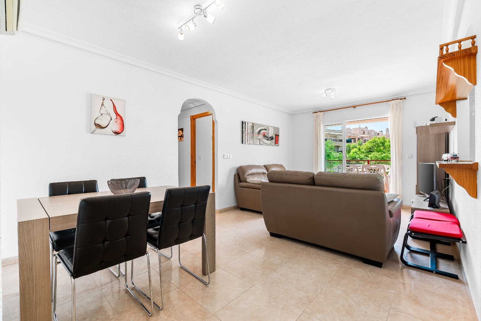 2 slaapkamer Appartement te koop in Playa Flamenca met zwembad garage - € 215.000 (Ref: 10034196)
