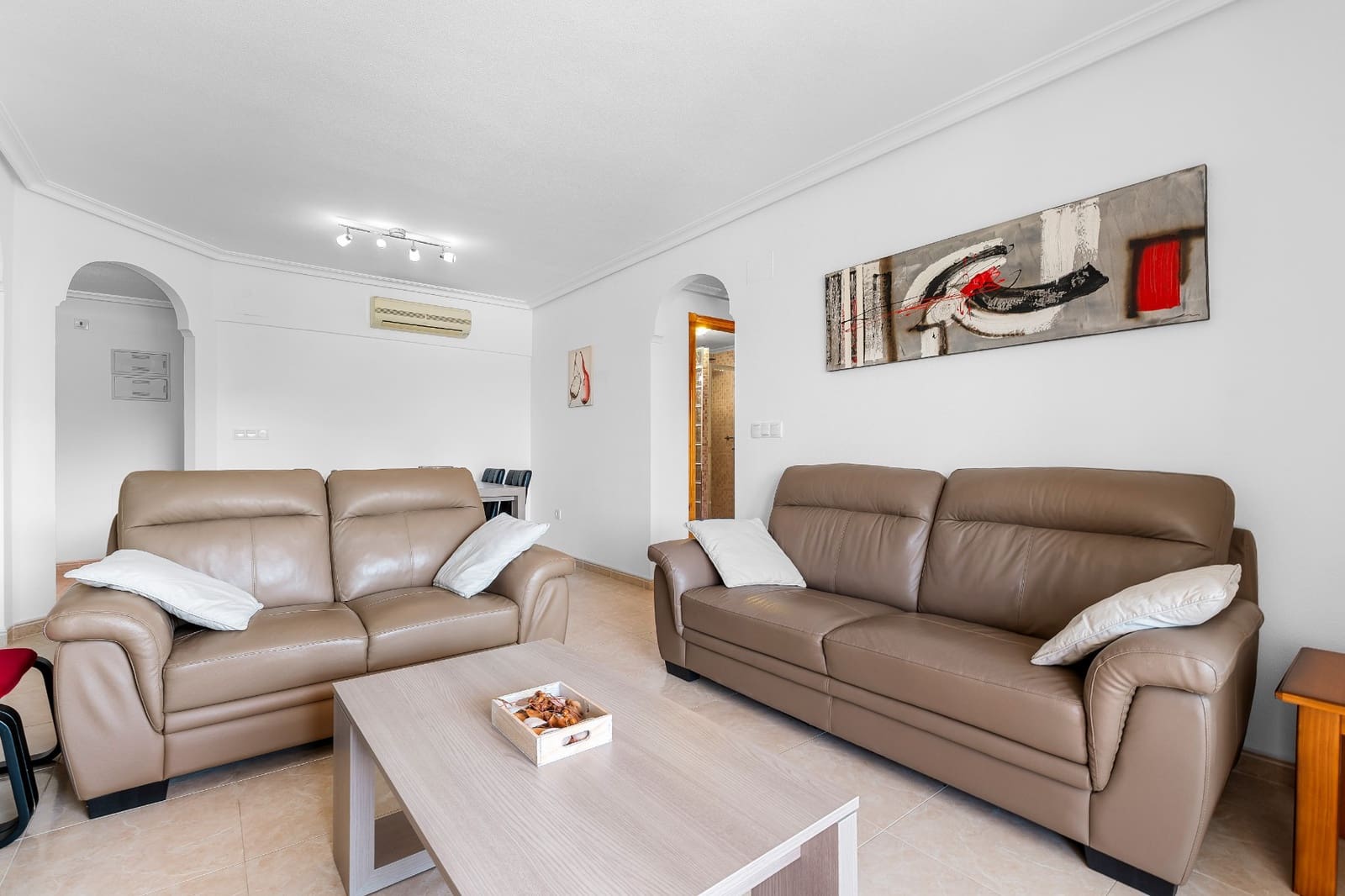 2 slaapkamer Appartement te koop in Playa Flamenca met zwembad garage - € 215.000 (Ref: 10034196)