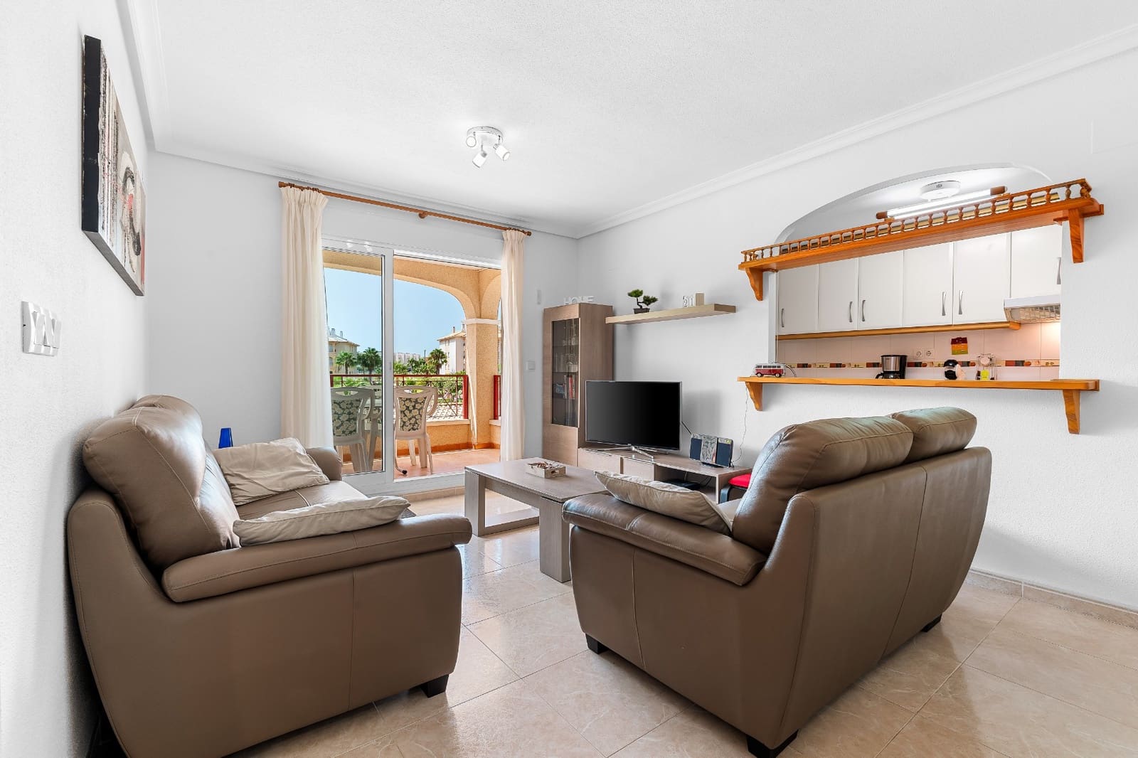 2 slaapkamer Appartement te koop in Playa Flamenca met zwembad garage - € 215.000 (Ref: 10034196)