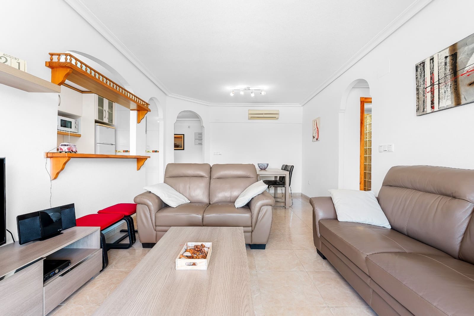 2 slaapkamer Appartement te koop in Playa Flamenca met zwembad garage - € 215.000 (Ref: 10034196)