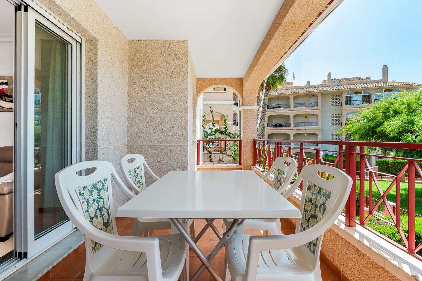 2 slaapkamer Appartement te koop in Playa Flamenca met zwembad garage - € 215.000 (Ref: 10034196)