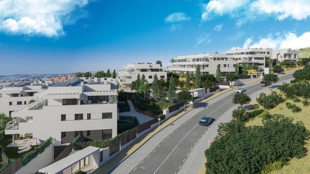 3 quarto Apartamento para venda em Buenas Noches, Estepona com piscina garagem - 525 000 € (Ref: 10038068)