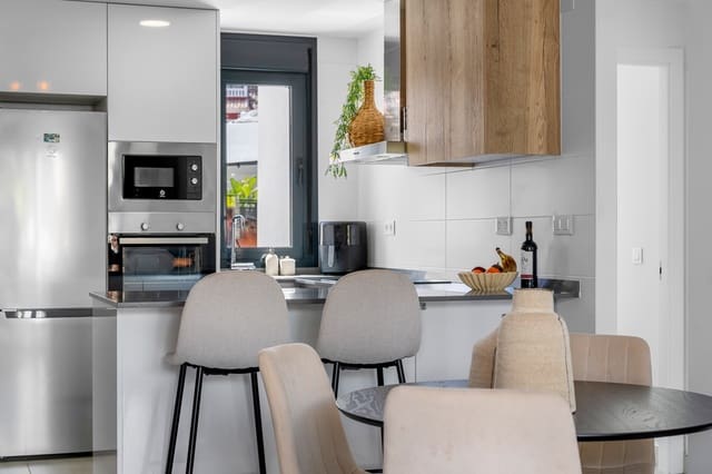 2 chambre Appartement à vendre à Villamartin, Orihuela avec piscine - 279 000 € (Ref: 10062517)