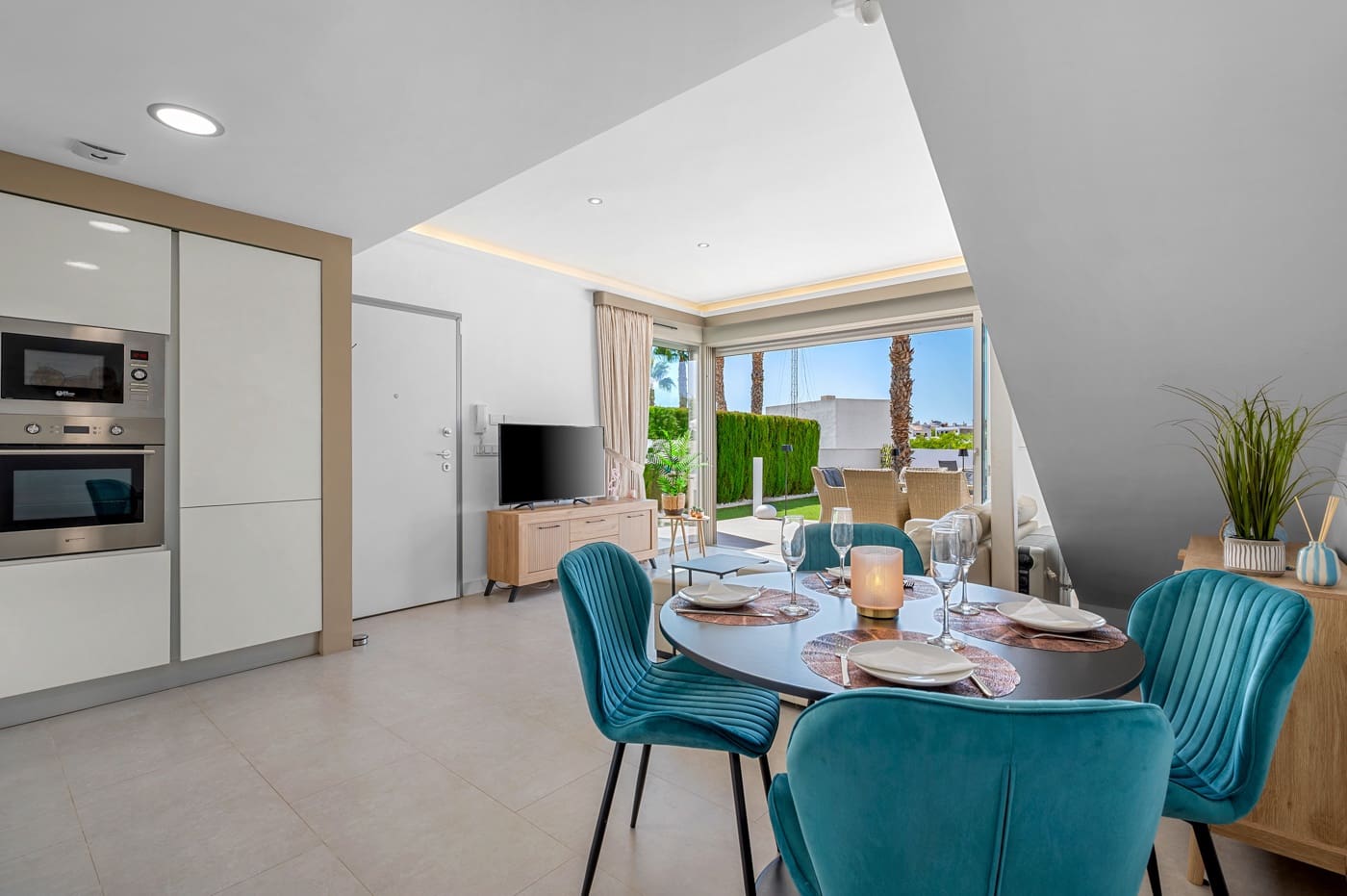 3 chambre Villa/Maison à vendre à Villamartin avec piscine - 429 000 € (Ref: 10062824)