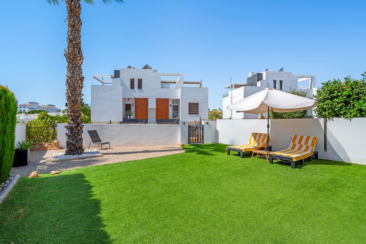 3 chambre Villa/Maison à vendre à Villamartin avec piscine - 429 000 € (Ref: 10062824)