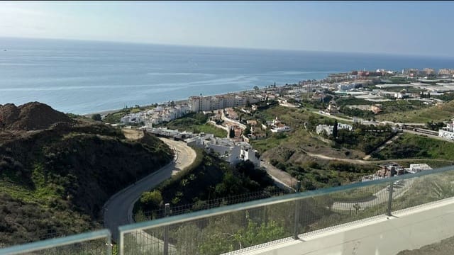 Chalet de 2 habitaciones en El Peñoncillo, Torrox en venta con piscina garaje - 379.000 € (Ref: 10063855)