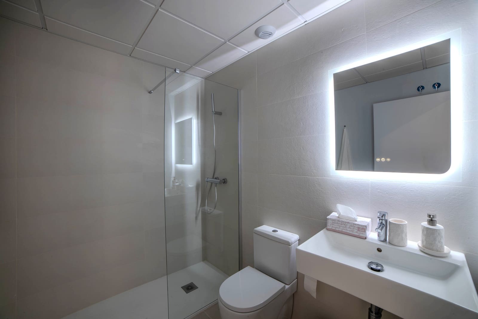 2 Zimmer Apartment zu verkaufen in Casares mit Pool Garage - 435.000 € (Ref: 10070388)