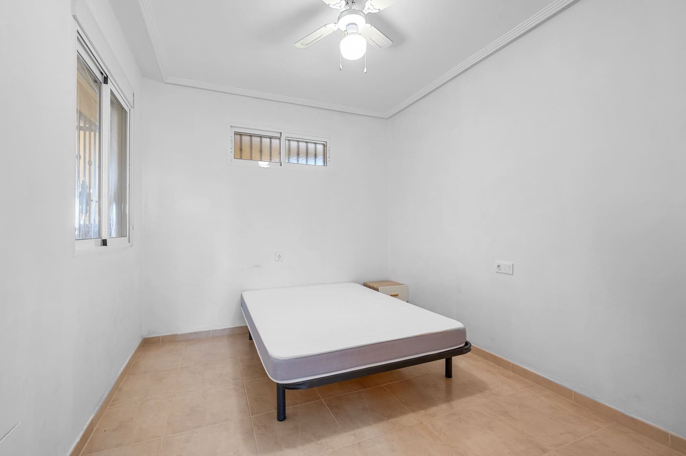 3 sovrum Lägenhet till salu i Orihuela Costa med pool - 189 000 € (Ref: 10073109)