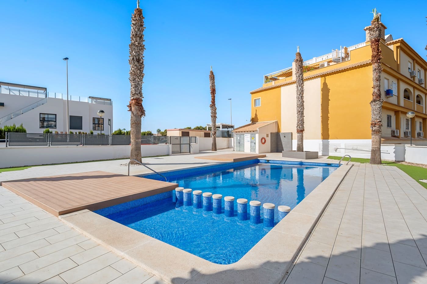 3 sovrum Lägenhet till salu i Orihuela Costa med pool - 189 000 € (Ref: 10073109)