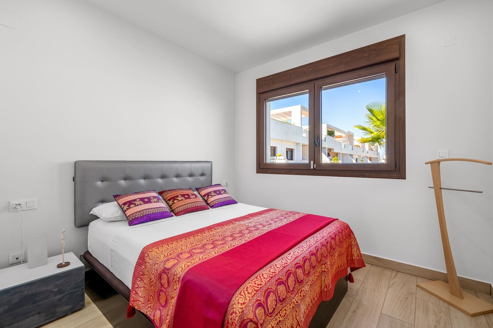 2 soverom Leilighet til salgs i Torrevieja med svømmebasseng garasje - € 295 000 (Ref: 10080024)