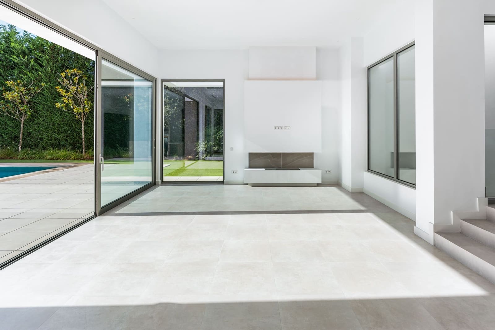 4 slaapkamer Villa te koop in Bel-Air met garage - € 2.440.000 (Ref: 10101859)