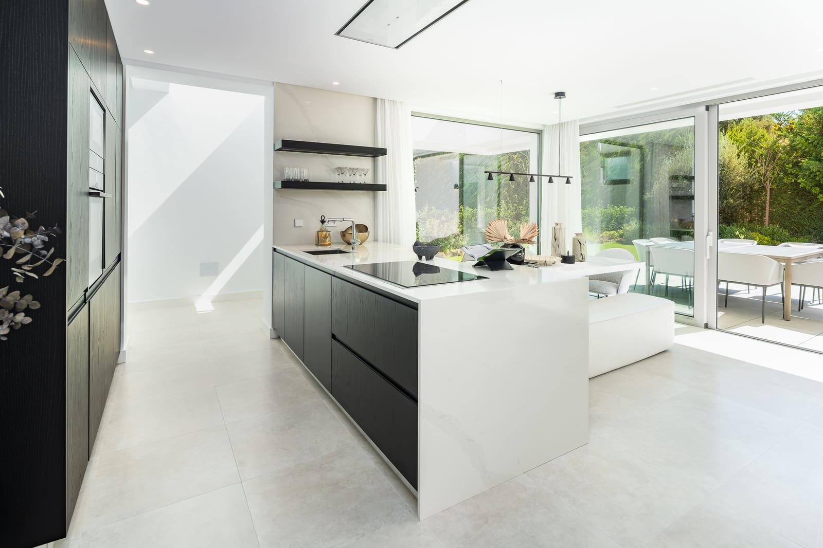 4 slaapkamer Villa te koop in Bel-Air met garage - € 2.440.000 (Ref: 10101859)