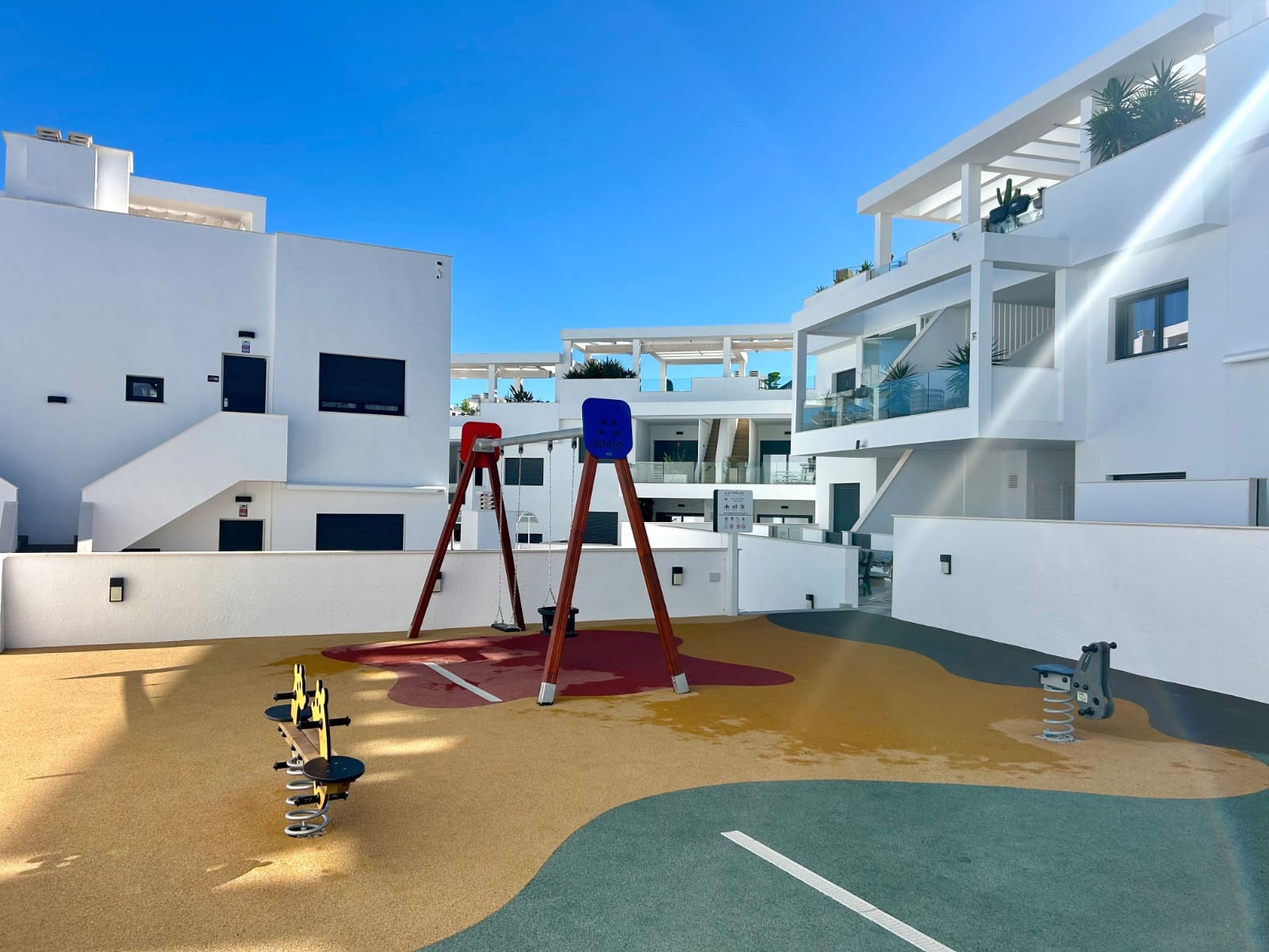 2 chambre Appartement à vendre à Los Balcones avec piscine garage - 299 000 € (Ref: 10185164)