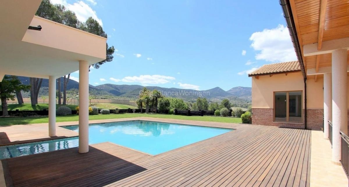 6 slaapkamer Villa te koop in Penaguila met zwembad garage - € 2.500.000 (Ref: 6111203)