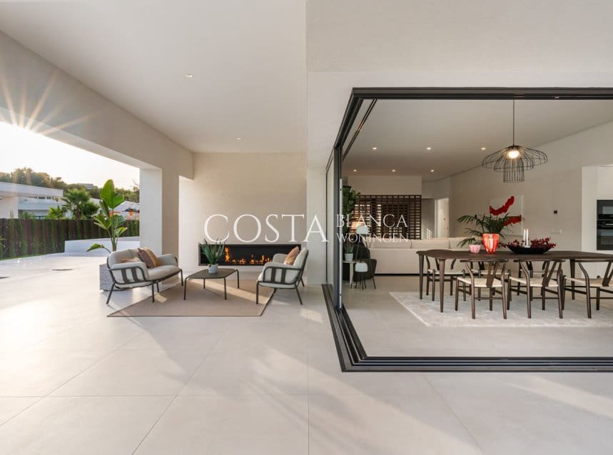 3 chambre Villa/Maison à vendre à Las Colinas Golf avec piscine garage - 2 550 000 € (Ref: 8150962)