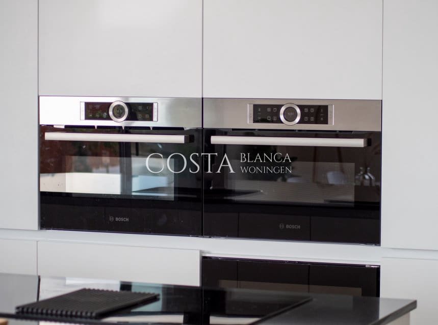 3 sypialnia Willa na sprzedaż w Los Montesinos z basenem garażem - 509 000 € (Ref: 8155918)