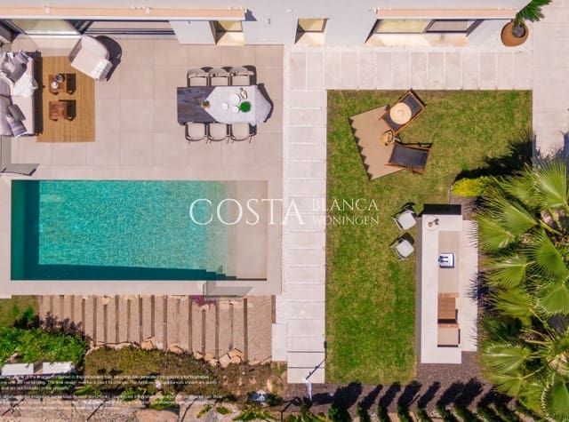 3 chambre Villa/Maison à vendre à Las Colinas Golf, Orihuela avec piscine garage - 985 000 € (Ref: 8180970)