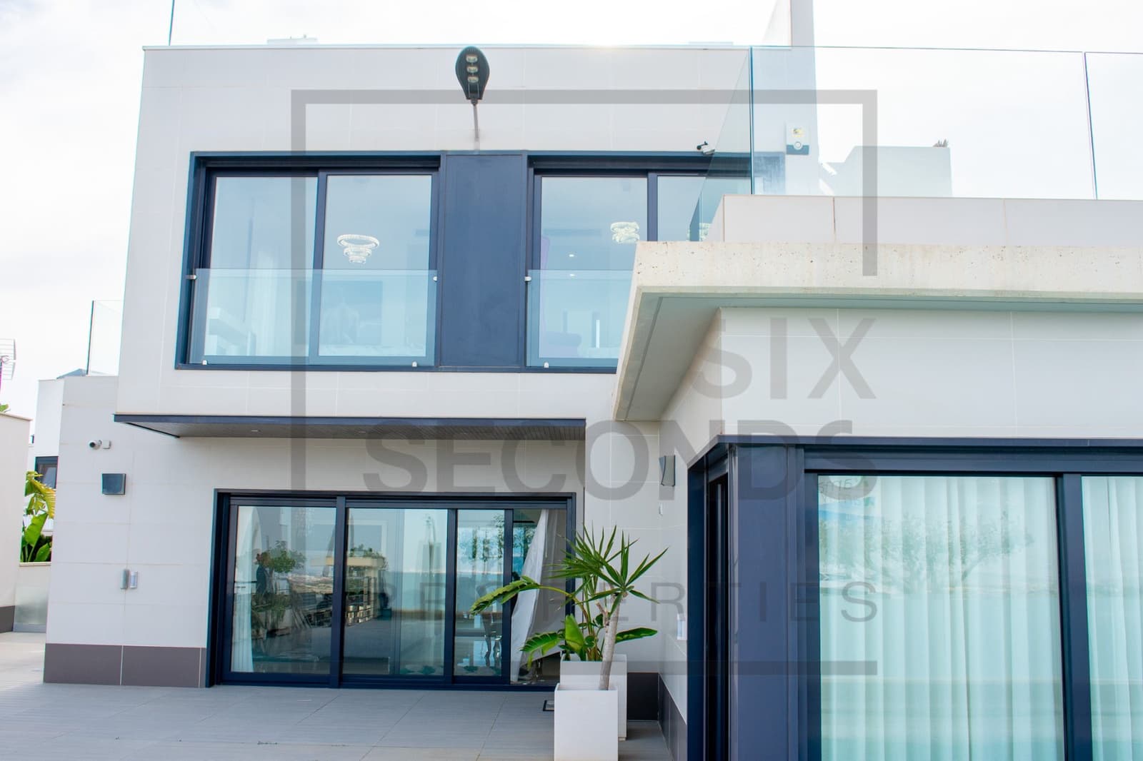 5 Zimmer Villa zu verkaufen in San Miguel de Salinas mit Pool - 899.000 € (Ref: 8650412)