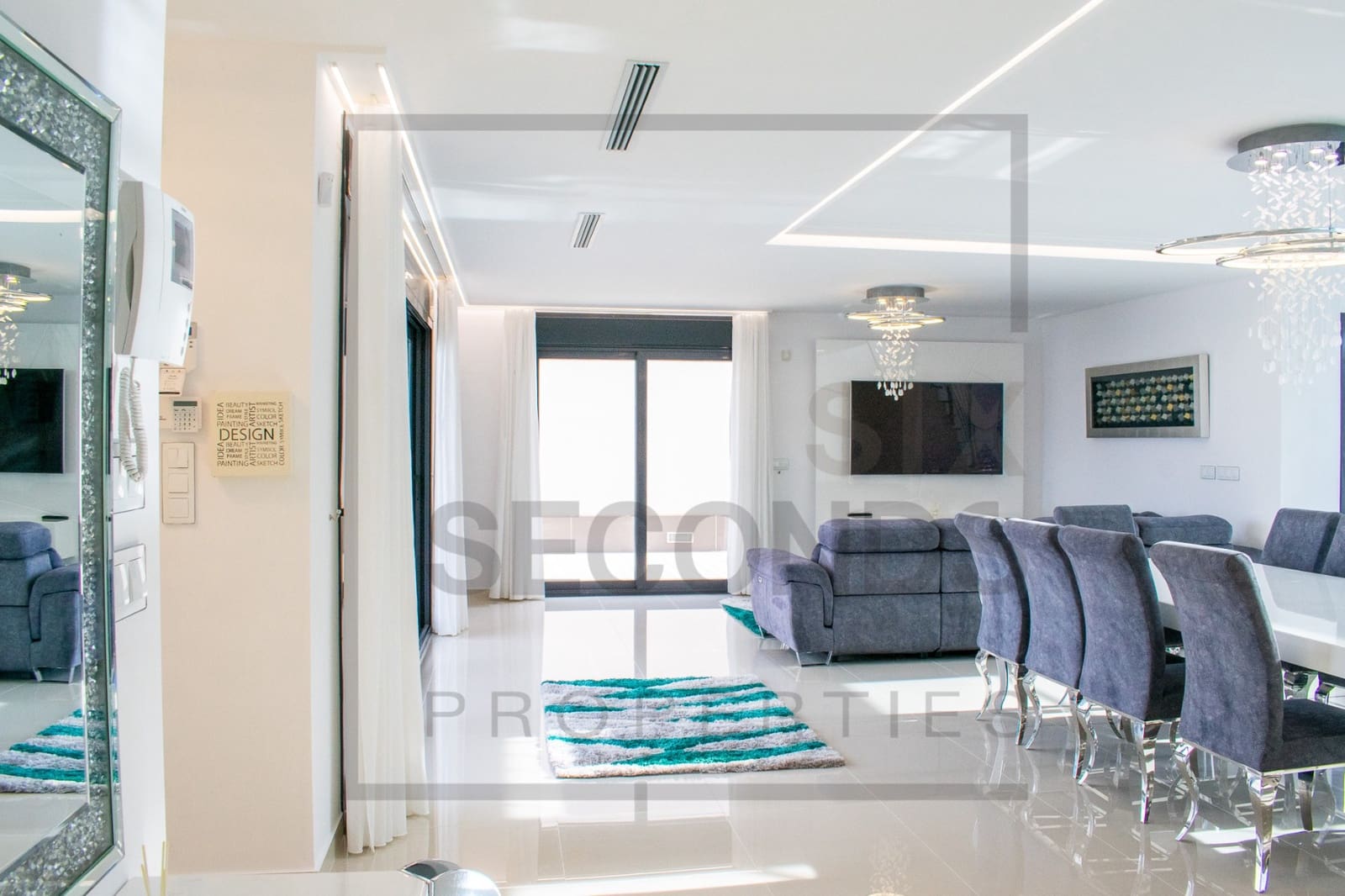 5 Zimmer Villa zu verkaufen in San Miguel de Salinas mit Pool - 899.000 € (Ref: 8650412)