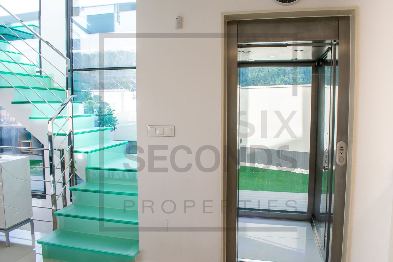 5 Zimmer Villa zu verkaufen in San Miguel de Salinas mit Pool - 899.000 € (Ref: 8650412)