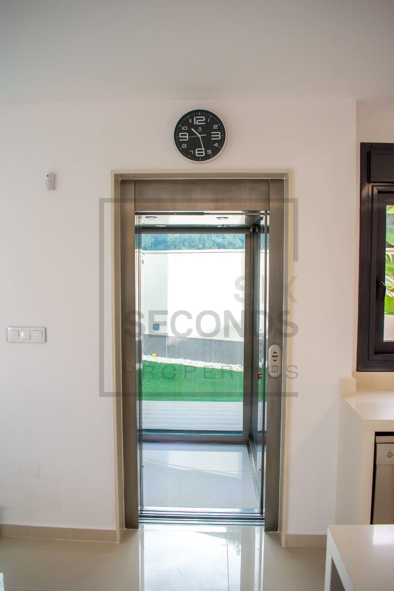 5 Zimmer Villa zu verkaufen in San Miguel de Salinas mit Pool - 899.000 € (Ref: 8650412)