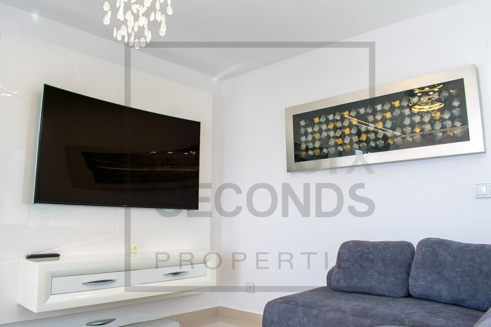 5 Zimmer Villa zu verkaufen in San Miguel de Salinas mit Pool - 899.000 € (Ref: 8650412)