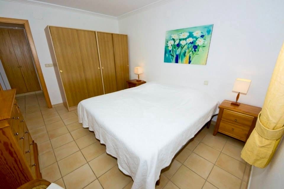 Chalet de 14 habitaciones en Alfaz del Pi / L'Alfàs del Pi en venta con piscina - 1.300.000 € (Ref: 8650441)