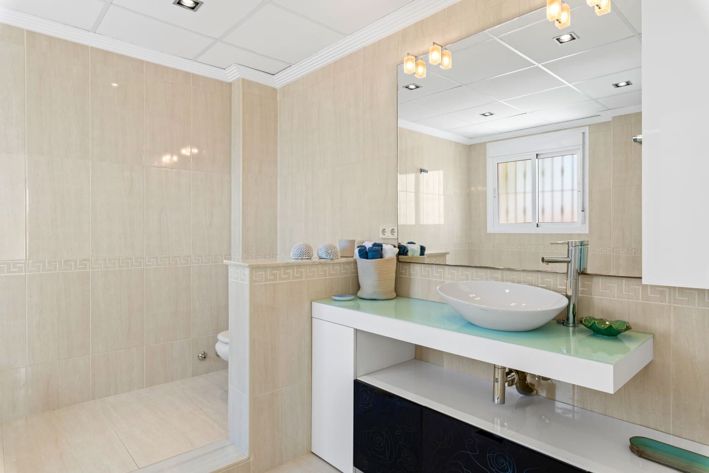 4 bedroom Villa for sale in Ciudad Quesada with pool - € 890,000 (Ref: 8650451)