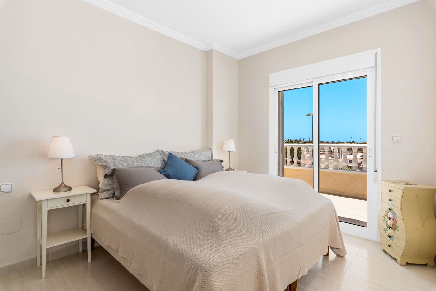 4 bedroom Villa for sale in Ciudad Quesada with pool - € 890,000 (Ref: 8650451)