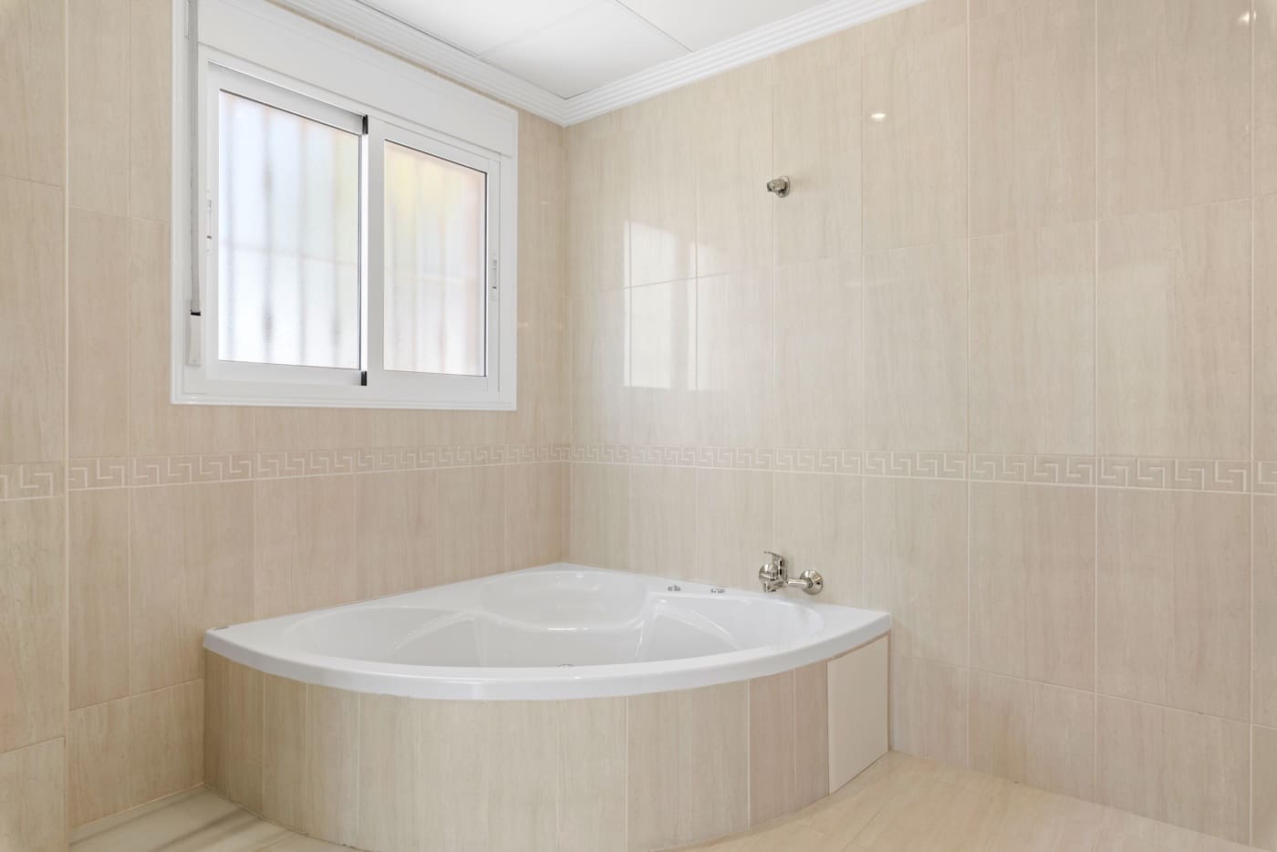 4 bedroom Villa for sale in Ciudad Quesada with pool - € 890,000 (Ref: 8650451)