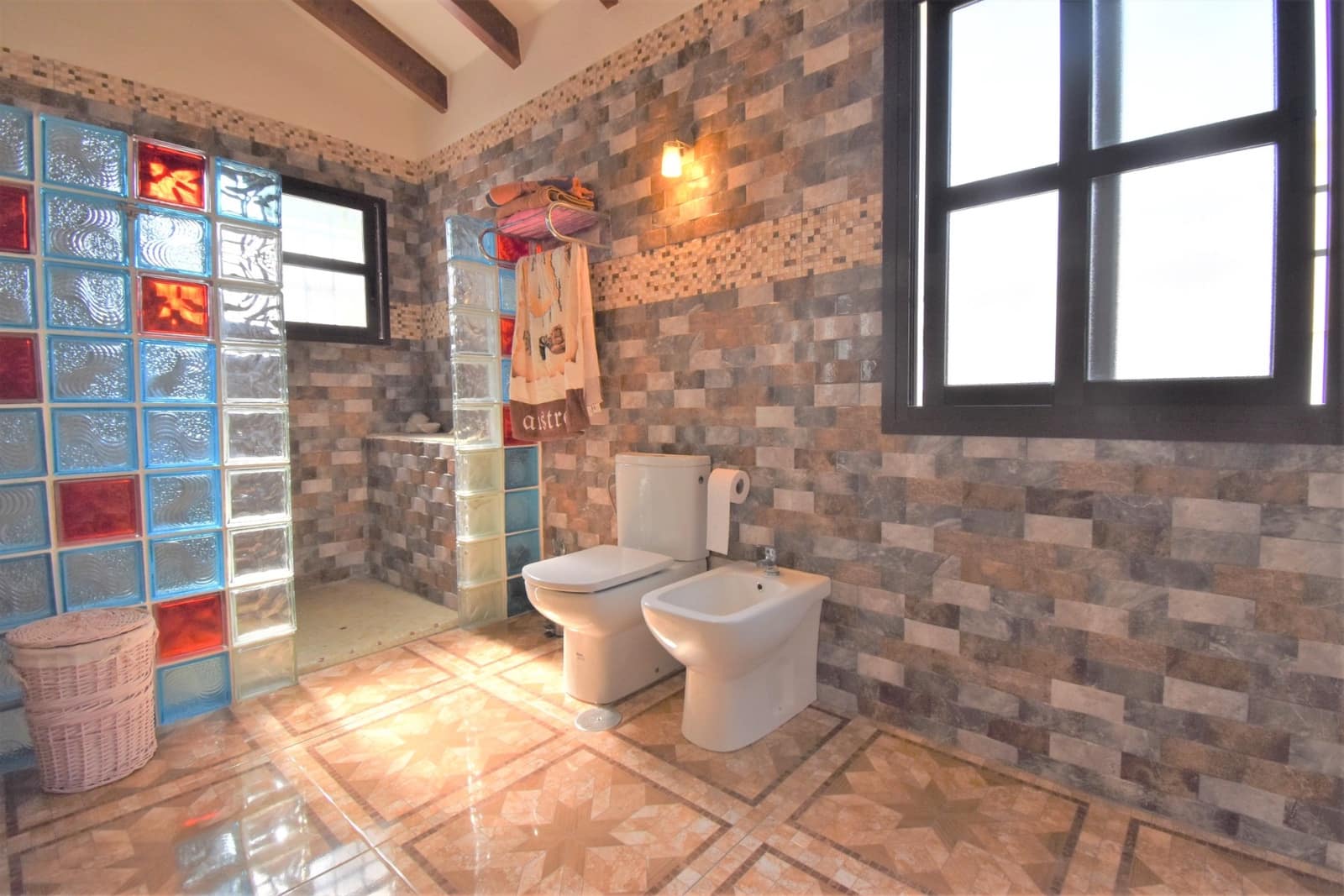 4 camera da letto Villa in vendita in Villamartin con piscina garage - 630.000 € (Rif: 8650453)