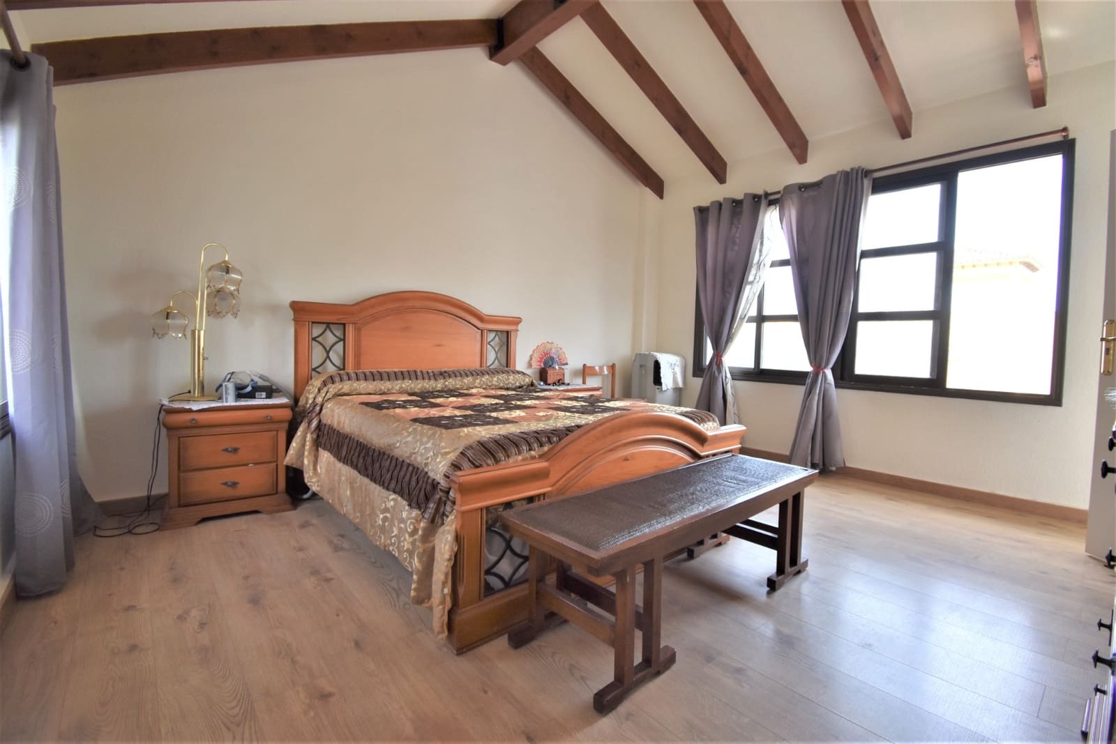 4 camera da letto Villa in vendita in Villamartin con piscina garage - 630.000 € (Rif: 8650453)