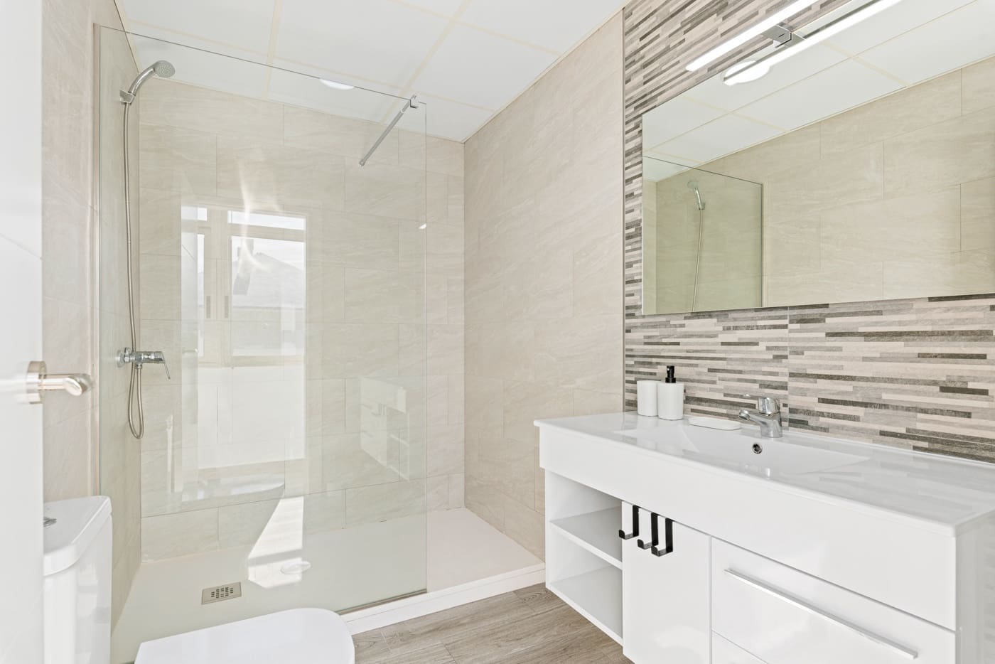 1 Zimmer Apartment zu verkaufen in La Manga del Mar Menor mit Pool Garage - 380.000 € (Ref: 8650466)