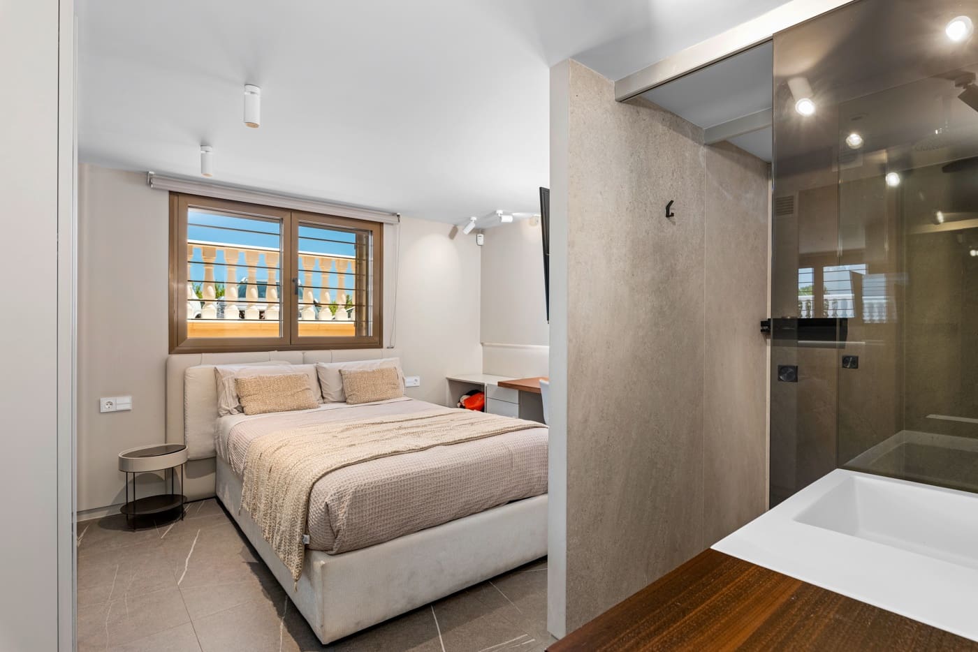 6 sypialnia Dom na sprzedaż w Guardamar del Segura z garażem - 1 350 000 € (Ref: 8650467)