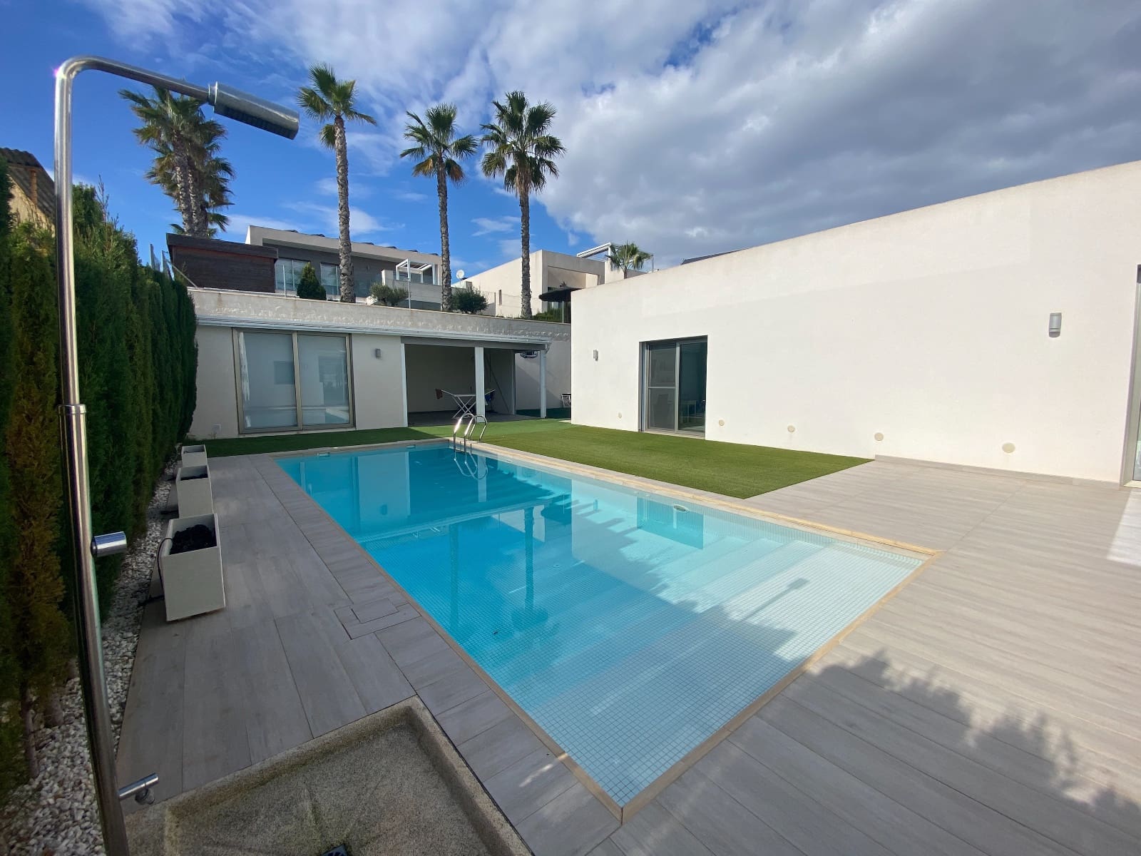 3 makuuhuone Huvila myytävänä paikassa Benijofar mukana uima-altaan - 540 000 € (Ref: 8650473)