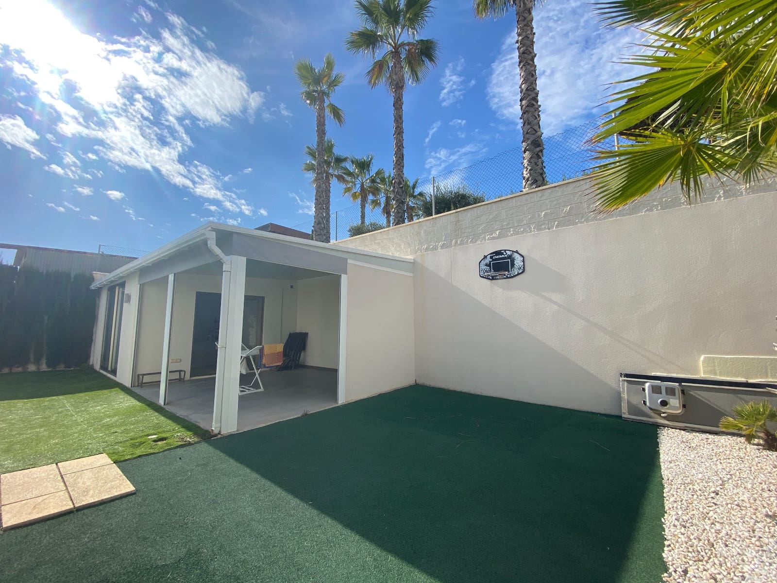 3 makuuhuone Huvila myytävänä paikassa Benijofar mukana uima-altaan - 540 000 € (Ref: 8650473)