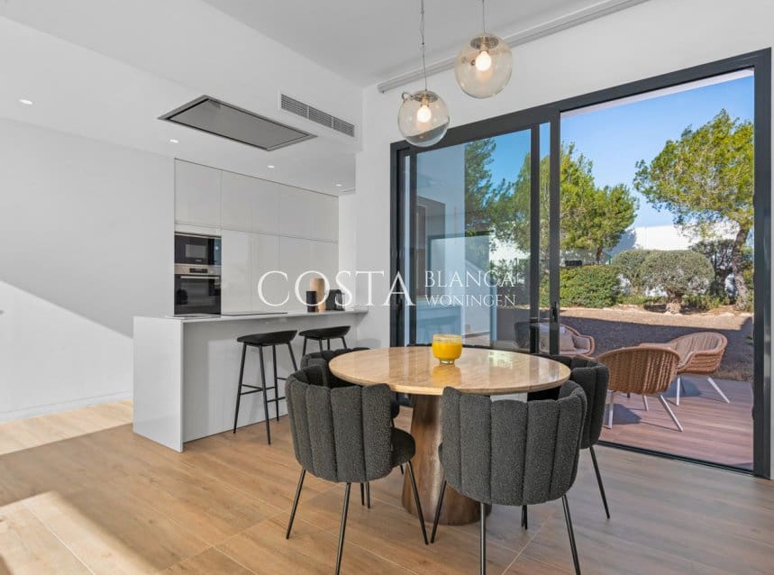 4 bedroom Villa for sale in Las Colinas Golf with pool garage - € 829,000 (Ref: 8777476)