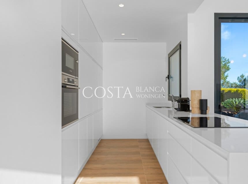 4 bedroom Villa for sale in Las Colinas Golf with pool garage - € 829,000 (Ref: 8777476)