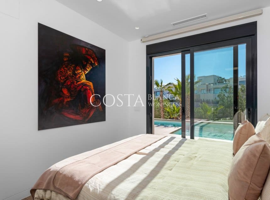 4 bedroom Villa for sale in Las Colinas Golf with pool garage - € 829,000 (Ref: 8777476)