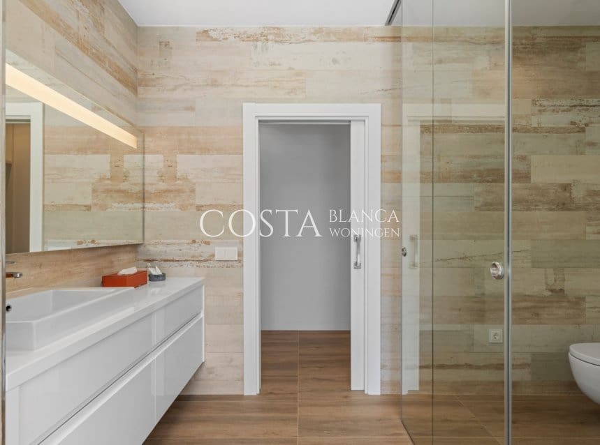 4 bedroom Villa for sale in Las Colinas Golf with pool garage - € 829,000 (Ref: 8777476)