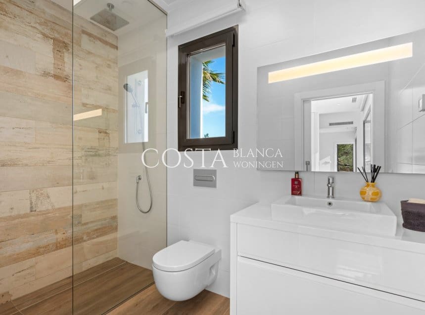 4 bedroom Villa for sale in Las Colinas Golf with pool garage - € 829,000 (Ref: 8777476)