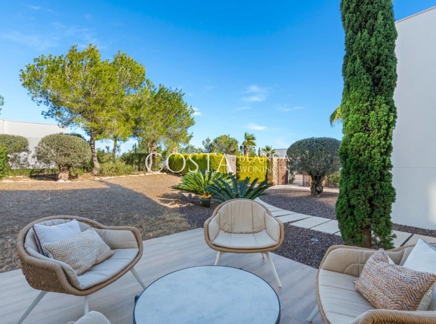 4 bedroom Villa for sale in Las Colinas Golf with pool garage - € 829,000 (Ref: 8777476)