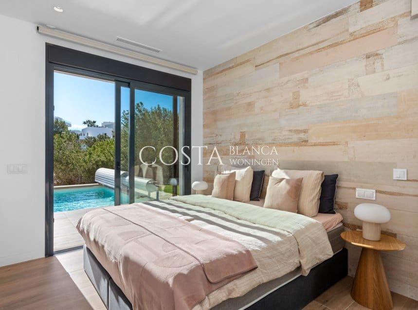 4 bedroom Villa for sale in Las Colinas Golf with pool garage - € 829,000 (Ref: 8777476)